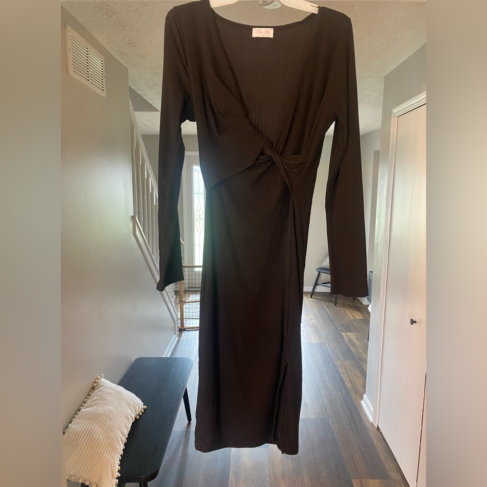 Pink Lily Black midi sweater dress